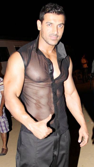 John Abraham Height Weight Body Statistics - Healthy Celeb