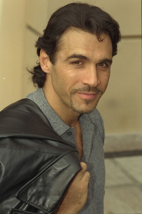 Adrian Paul Net Worth