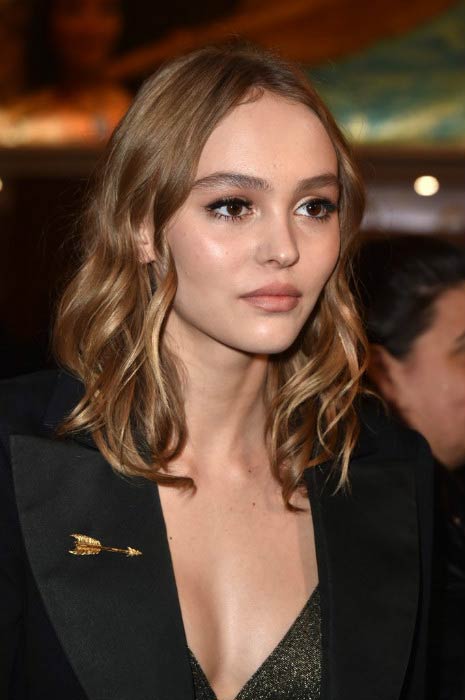 Lily-Rose Depp Height Weight Body Statistics - Healthy Celeb