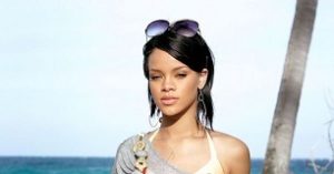 Rihanna hot
