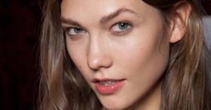 Karlie Kloss Height Weight Body Statistics