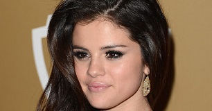 Selena Gomez Height, Weight, Age, Body Statistics