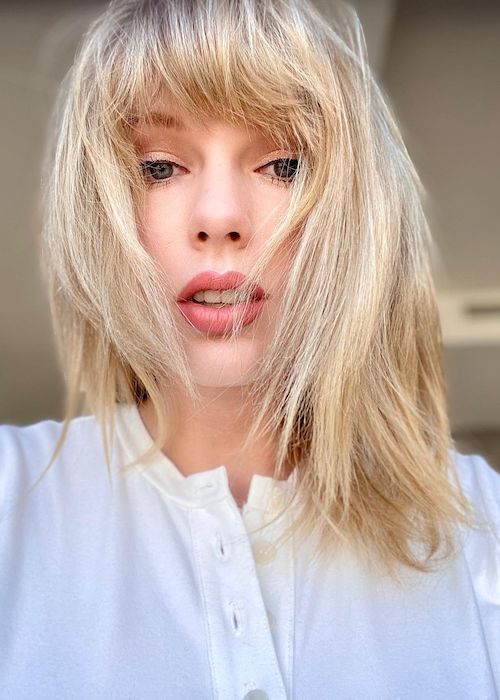 Taylor Swift as seen in a selfie in November 2019