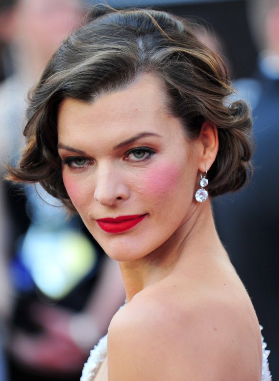 Milla Jovovich Height, Weight, Age, Body Statistics - Healthy Celeb