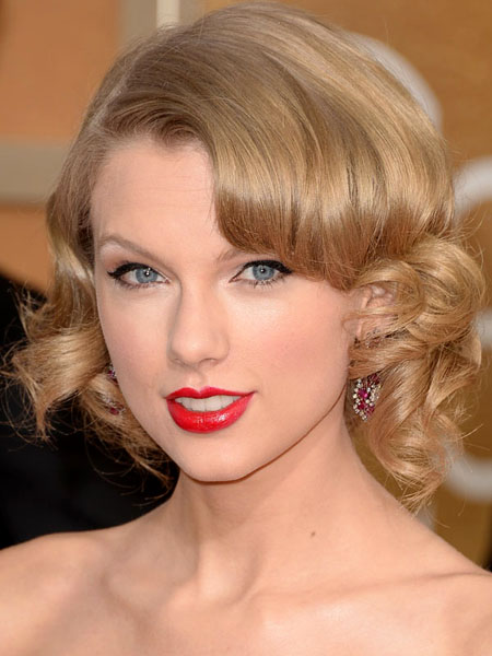 Taylor Swift Height Weight Age Body Statistics Boyfriend