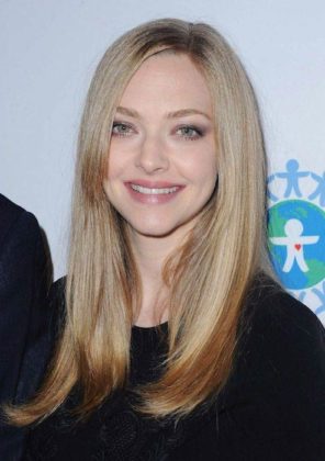 Amanda Seyfried Height, Weight, Age, Boyfriend, Family, Facts, Biography