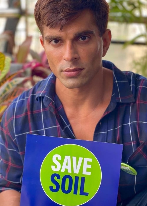 Karan Singh Grover campaigning for Save Soil in March 2022