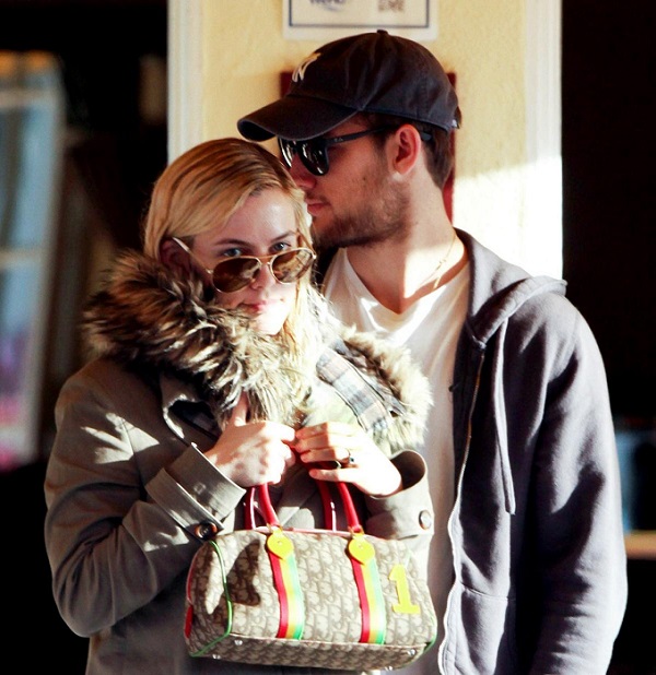 Alex Pettyfer and Riley Keough