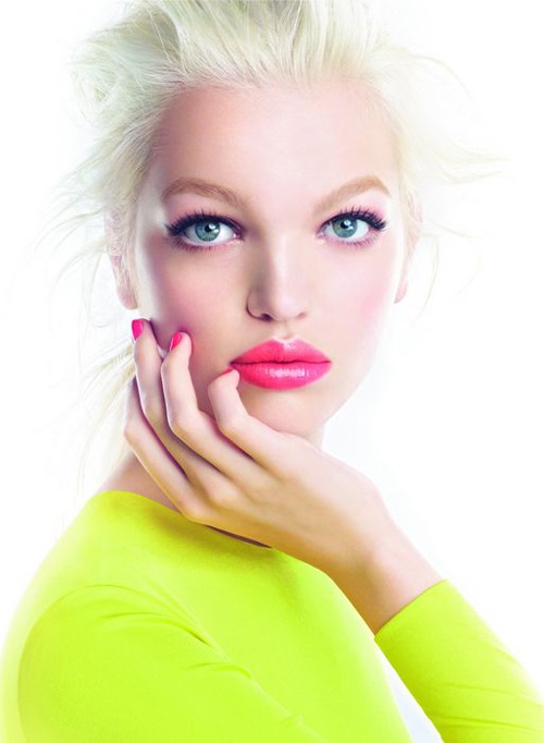 Dutch Model Daphne Groeneveld Eyes