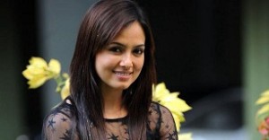 Sana Khan 306x160