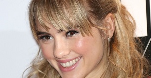 Suki Waterhouse Height, Weight, Age, Body Statistics
