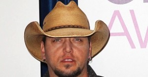 jason-aldean-2013-306x160