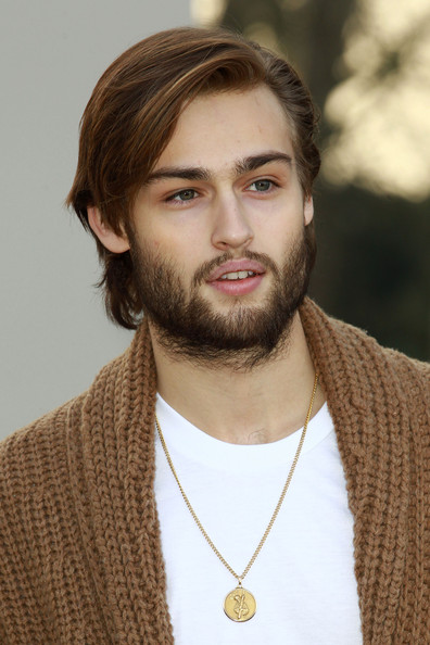 Douglas Booth beard