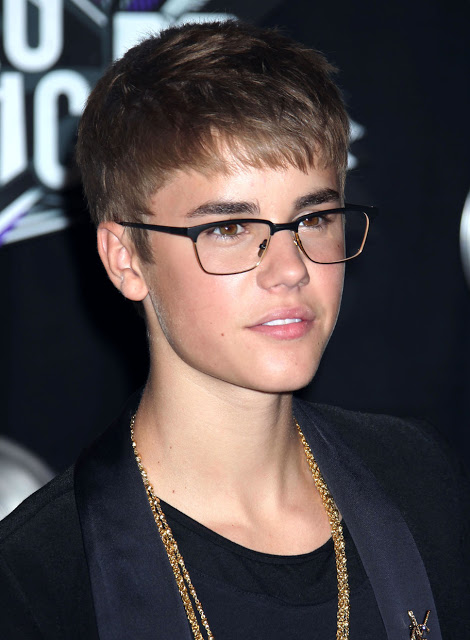 Justin Bieber spectacles