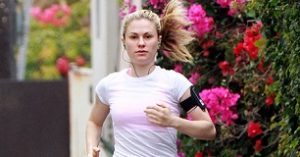 Anna Paquin Running Workout
