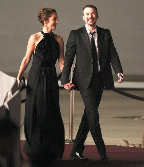 Chris Evans and Minka Kelly