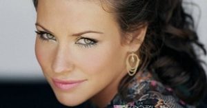 Evangeline-Lilly-2013-306x160