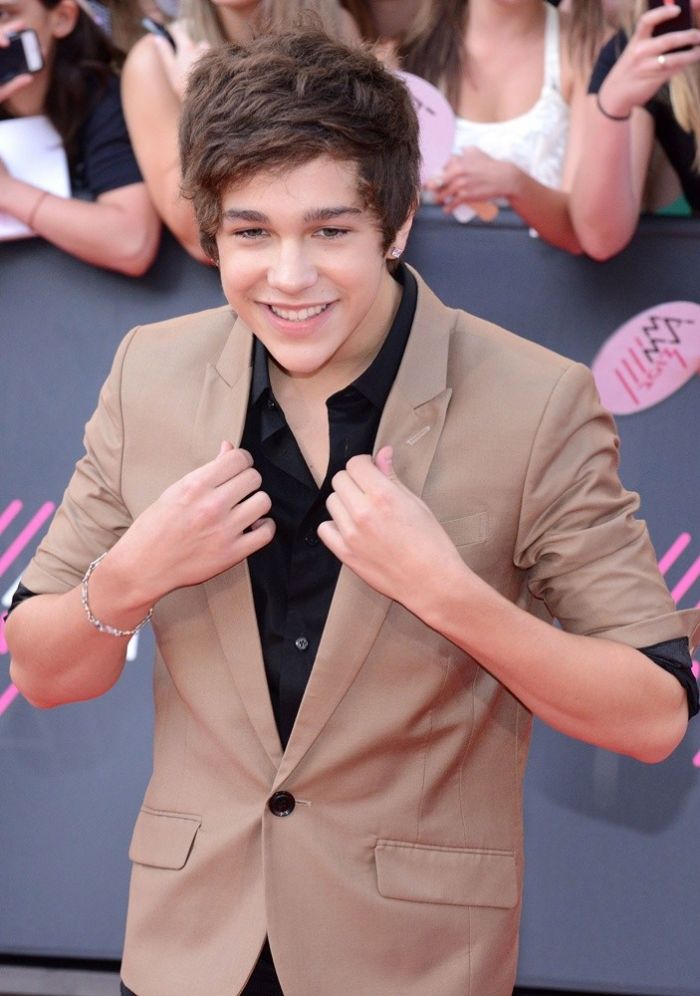 Austin Mahone height