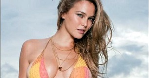 Maxim World’s Top 10 Sexiest Hot females of 2012