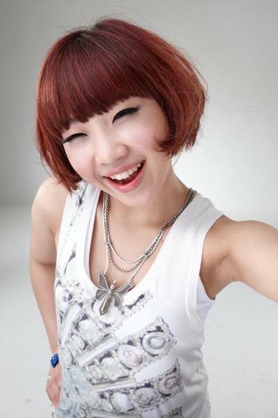 Gong "Minzy" Minji smiling