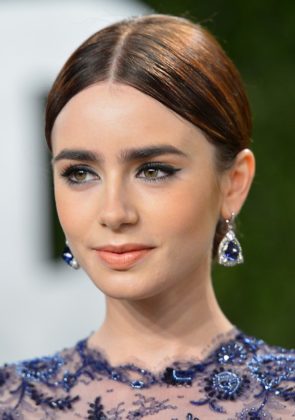 Lily Collins Height, Weight, Age, Boyfriend, Family, Facts, Biography