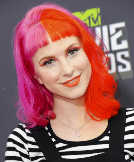 Hayley Williams height weight body statistics.