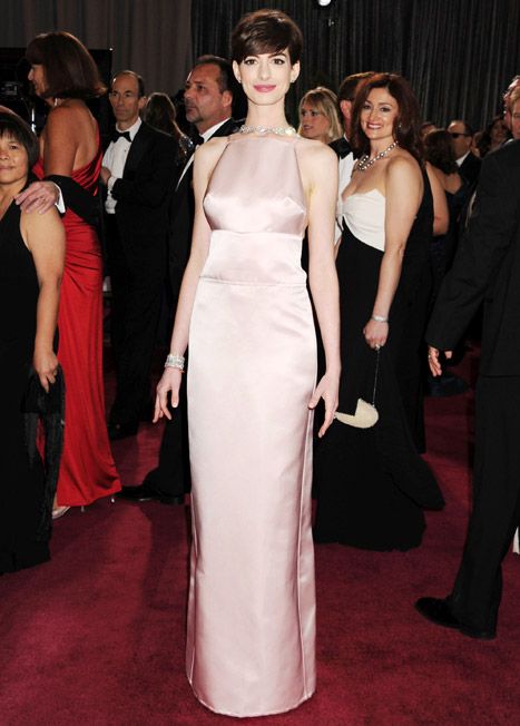 Taille et poids d'Anne Hathaway