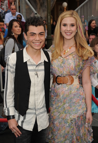 Caroline Sunshine and her boyfriend Adam Irigoyen