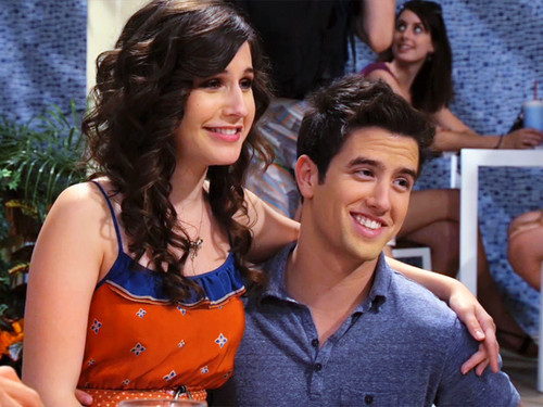 Erin Sanders and her ex-boyfriend Logan Henderson