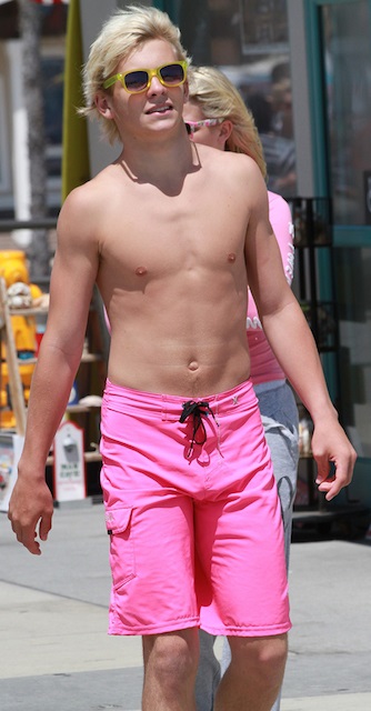 Ross Lynch body shirtless