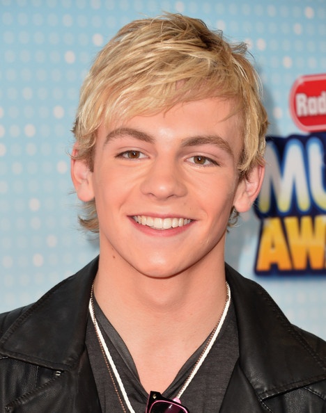 Ross Lynch Height Weight Age Girlfriend Family Facts Biography