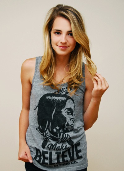 Katelyn Tarver hot