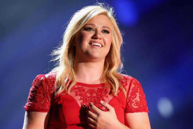 Kelly Clarkson Height Weight Age Spouse Family Facts Biography