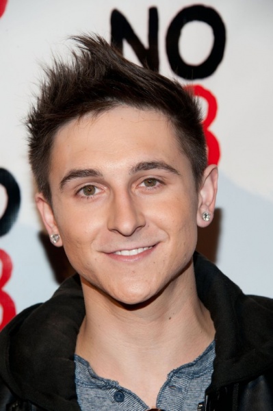 Mitchel Musso hair