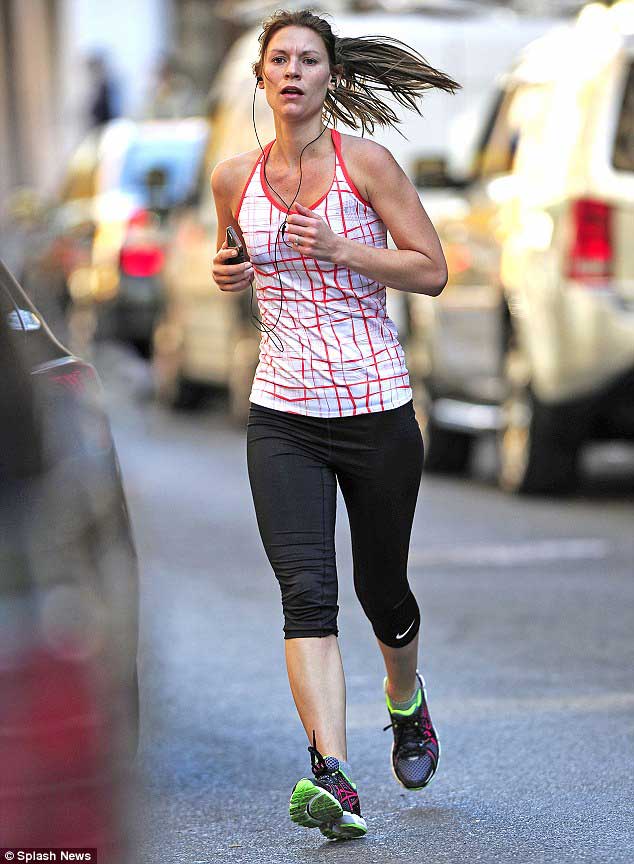 Claire Danes running workout