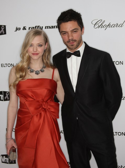 Dominic Cooper and Amanda Seyfried