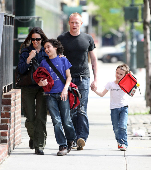 Jennifer Connelly and Paul Bettany with family