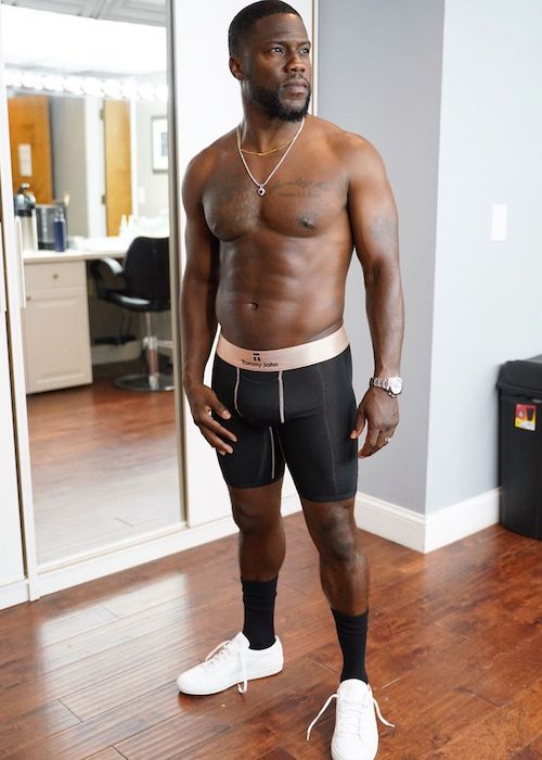 Kevin Hart Height Weight Age Body Statistics Girlfriend Healthy Celeb   Kevin Hart During The Shooting Of A Tommy John Wear Campaign In July 2019 