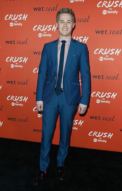 Lucas Grabeel height