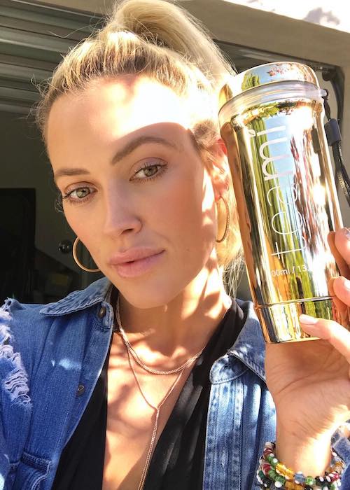 Peta Murgatroyd promoting teamiblends in July 2018