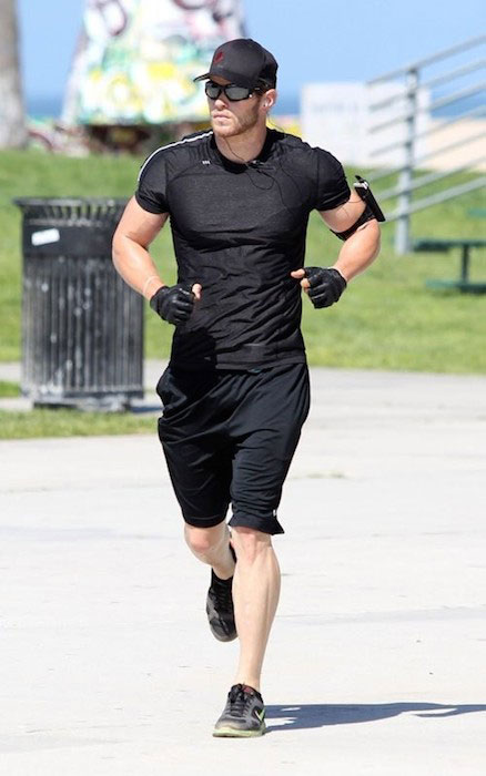 Kellan Lutz cardio