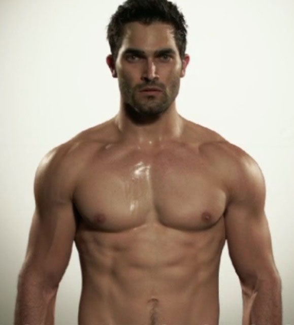 Tyler Hoechlin shirtless body