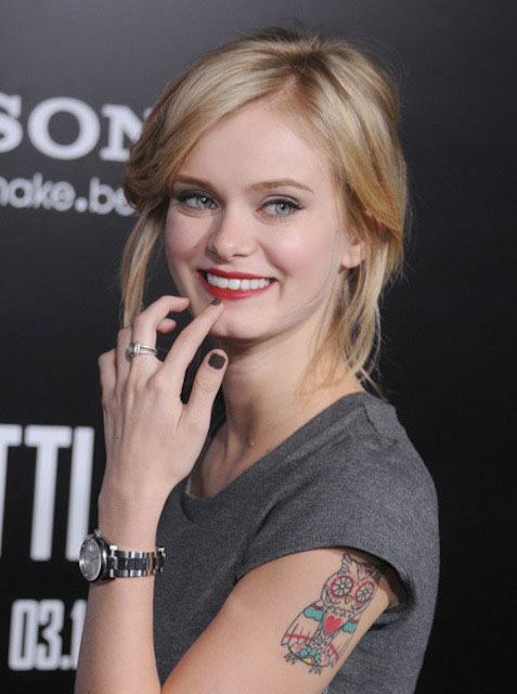 Next photo of Sara Paxton