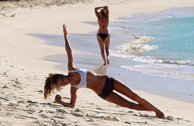 Kimberley Garner's beach workout