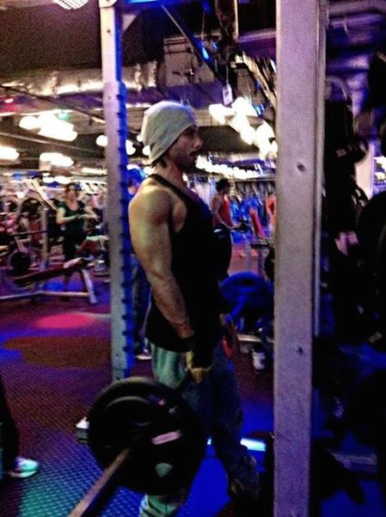 Shahid Kapoor Gym Workout