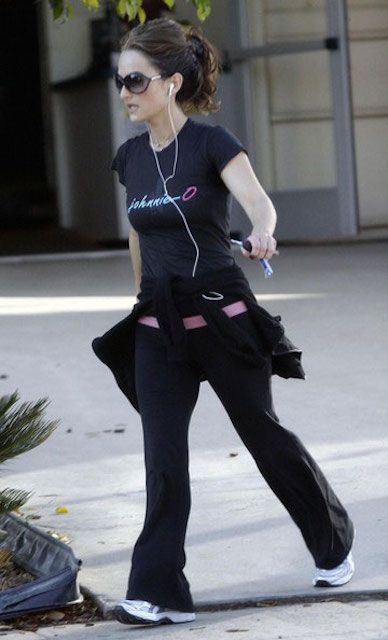 Giada de Laurentiis coming out of gym