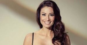 Melanie Sykes hot bikini