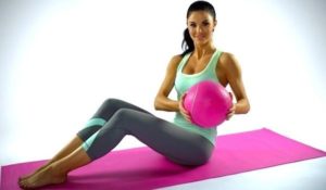 Jayde Nicole mat workout