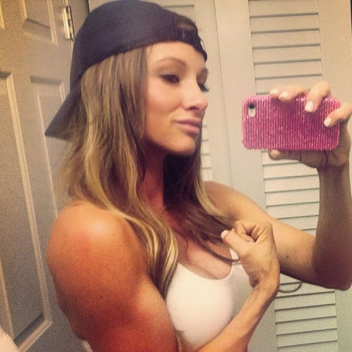 Paige Hathaway biceps