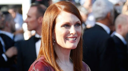 Julianne Moore Height, Weight, Age, Body Statistics